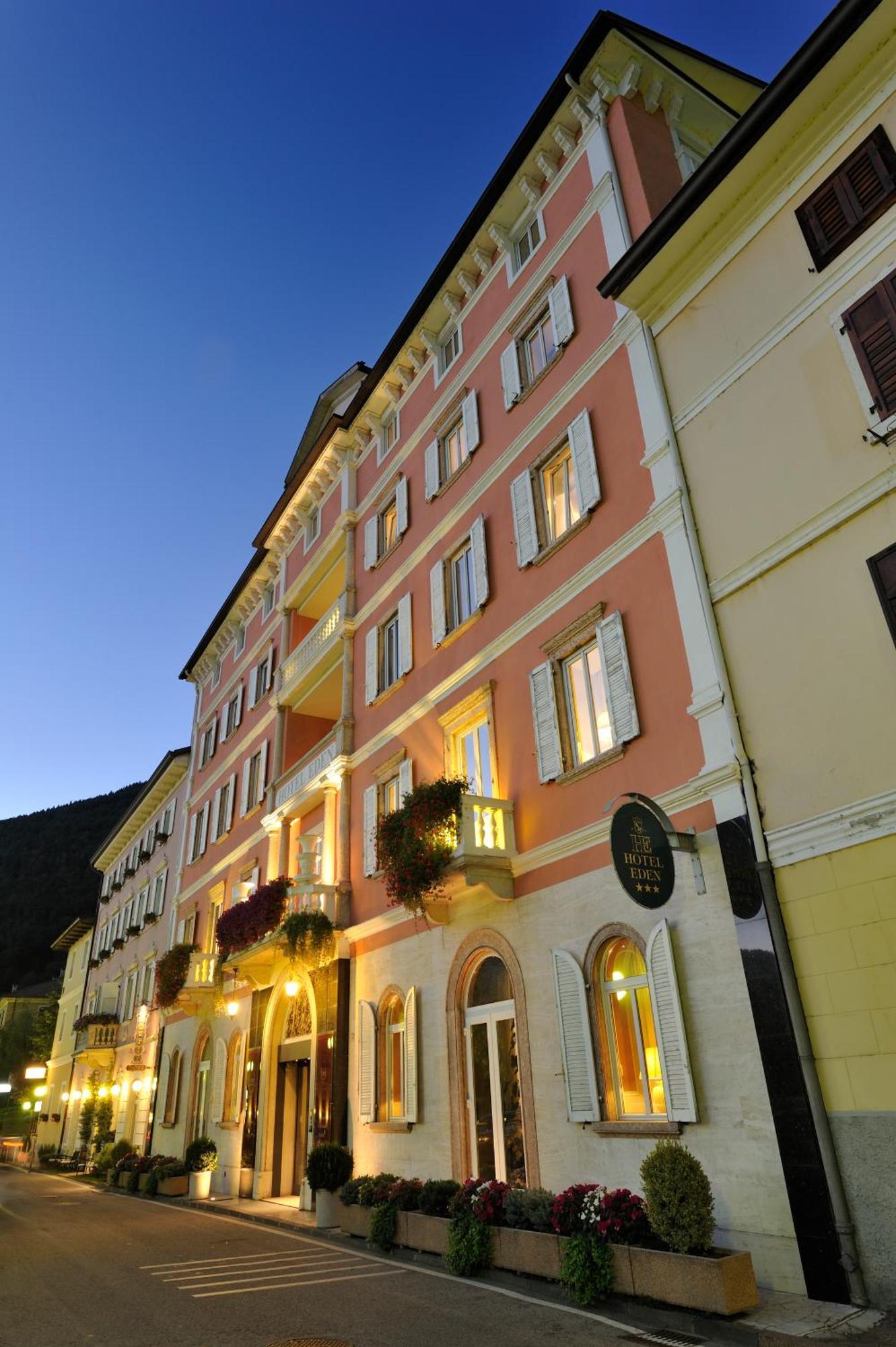 Hotel Eden Levico Terme Buitenkant foto