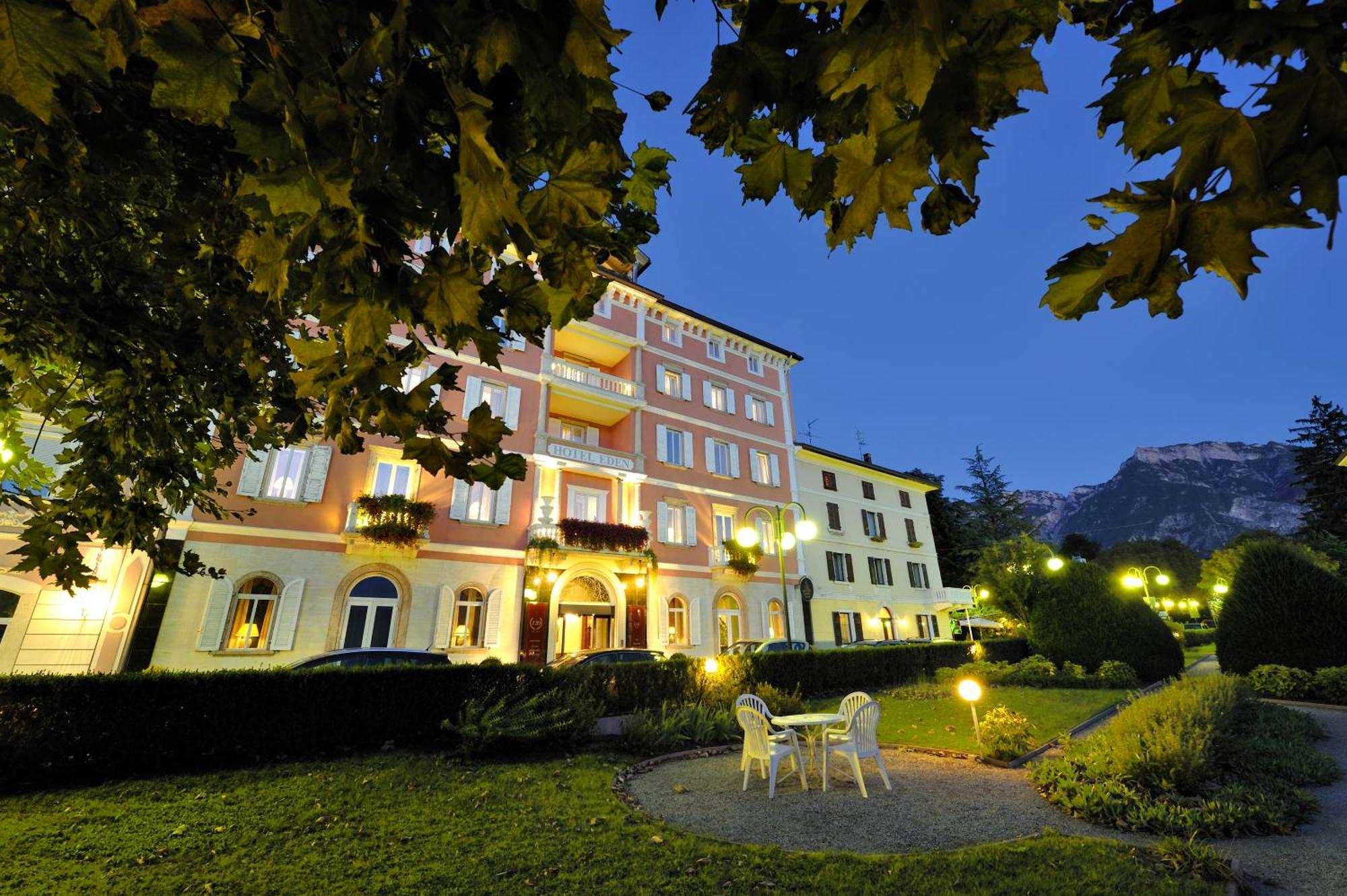 Hotel Eden Levico Terme Buitenkant foto