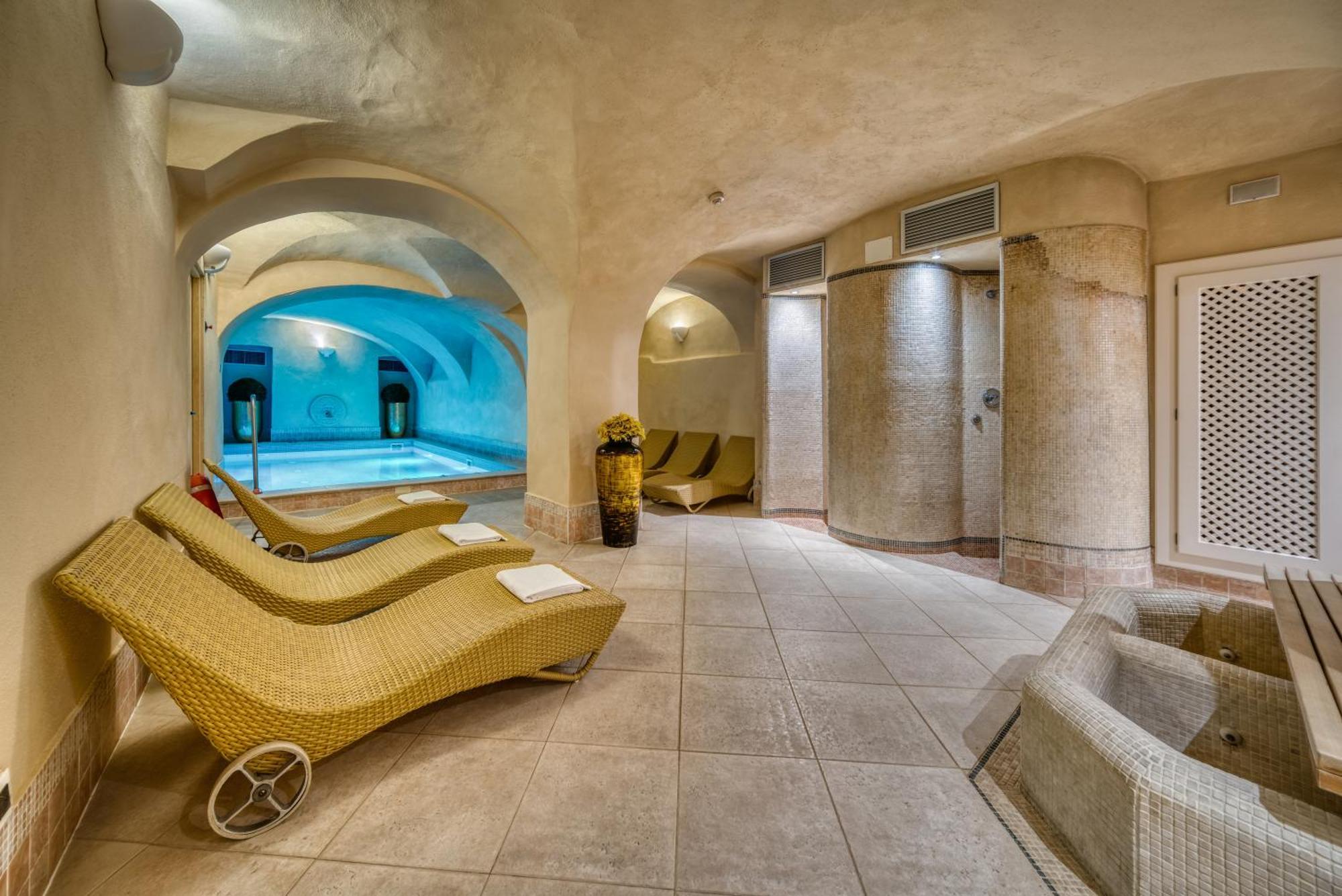 Hotel Eden Levico Terme Buitenkant foto