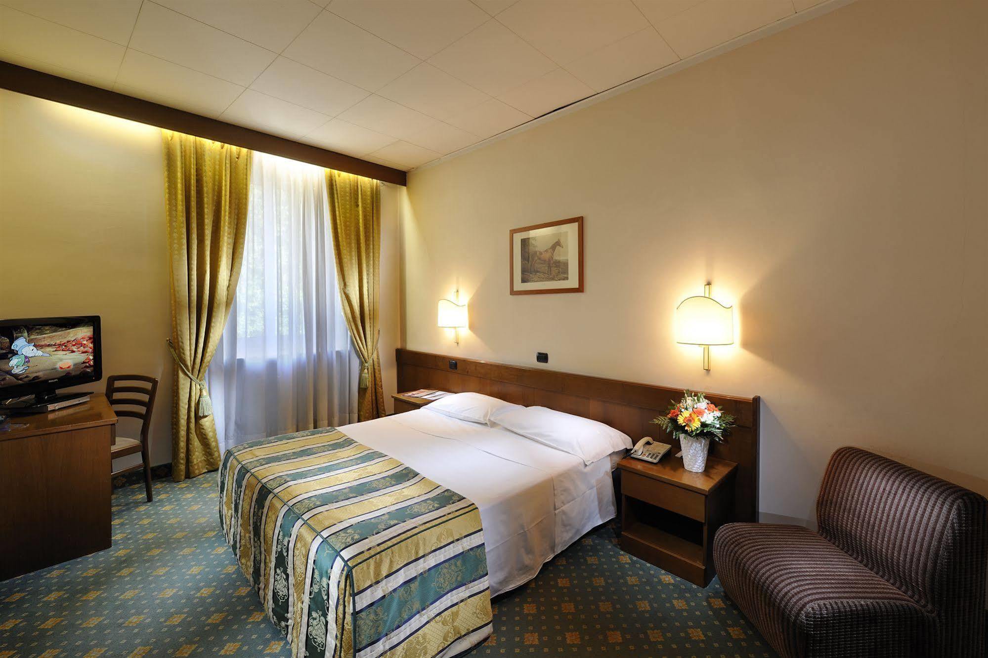 Hotel Eden Levico Terme Buitenkant foto