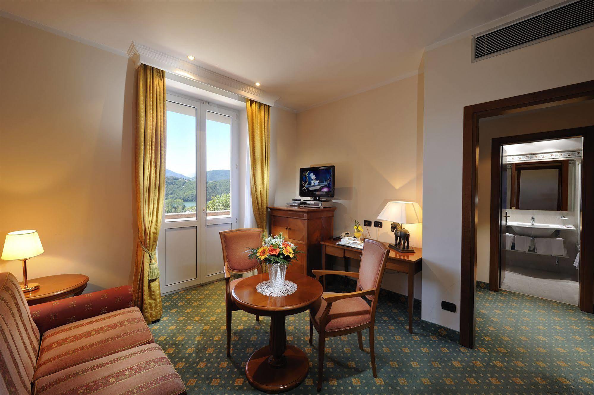 Hotel Eden Levico Terme Buitenkant foto